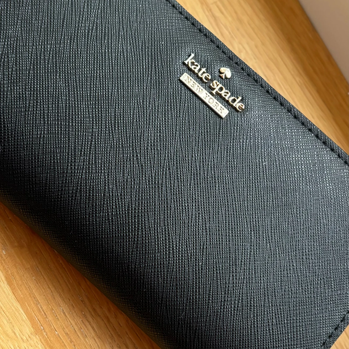 Plånbok från Kate Spade. - 2