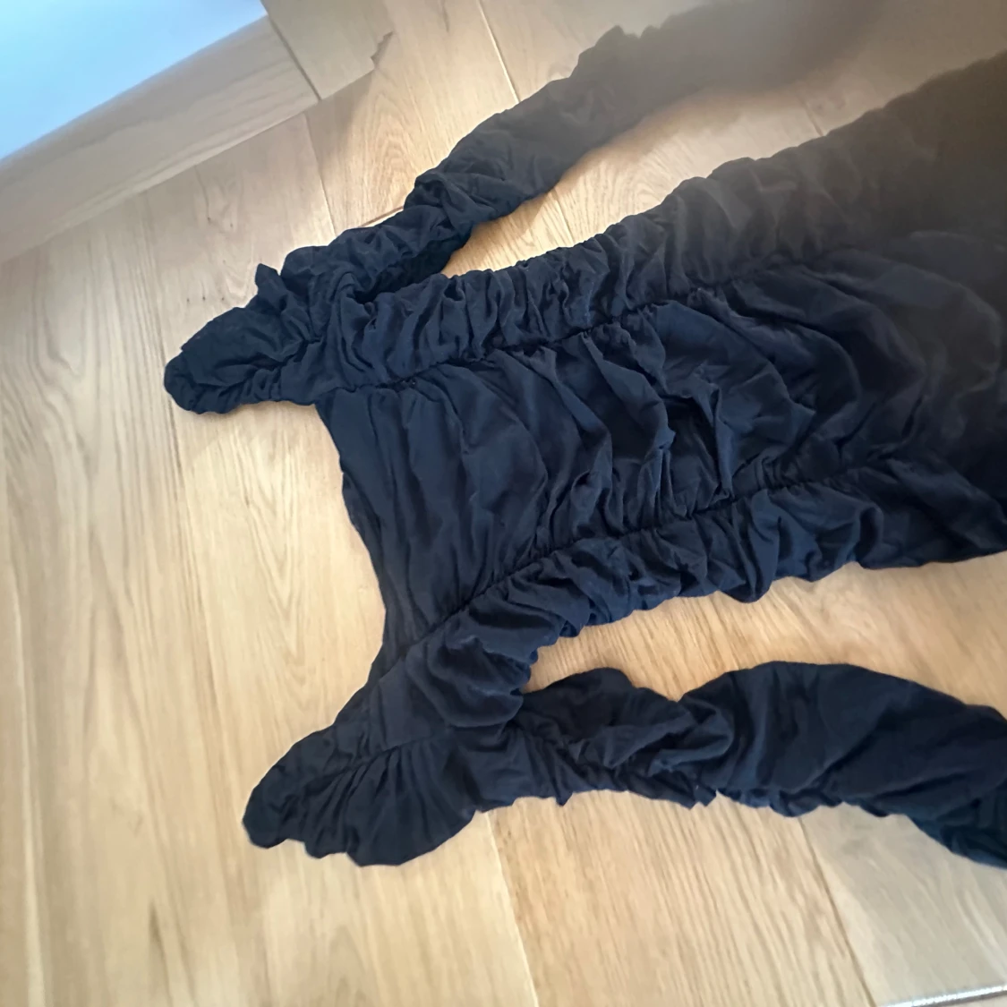 Svart fest klĂ€nning đ€