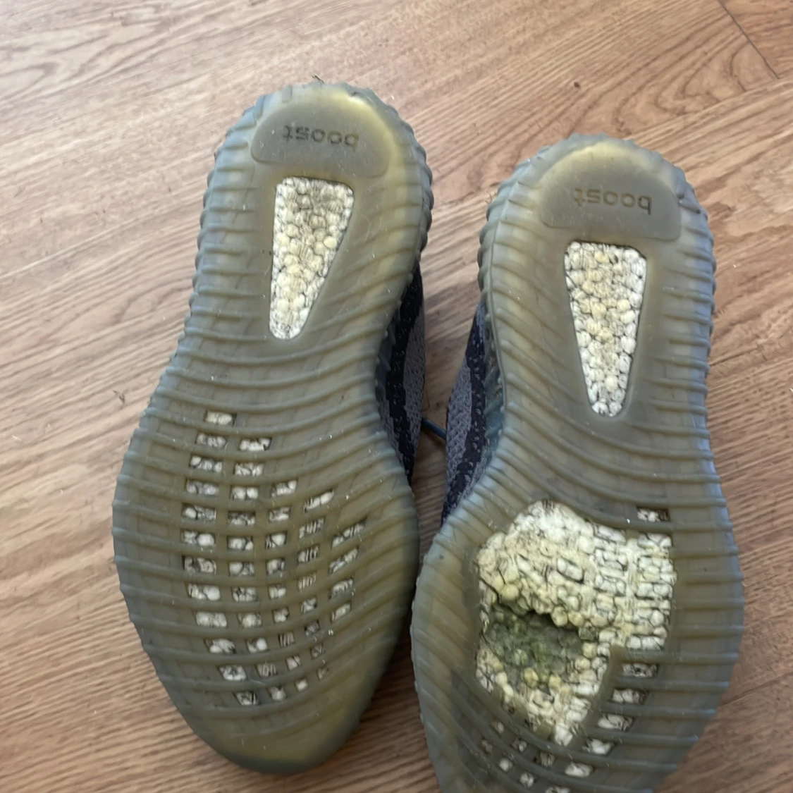 Yeezy boost 350 v2 beluga - 90