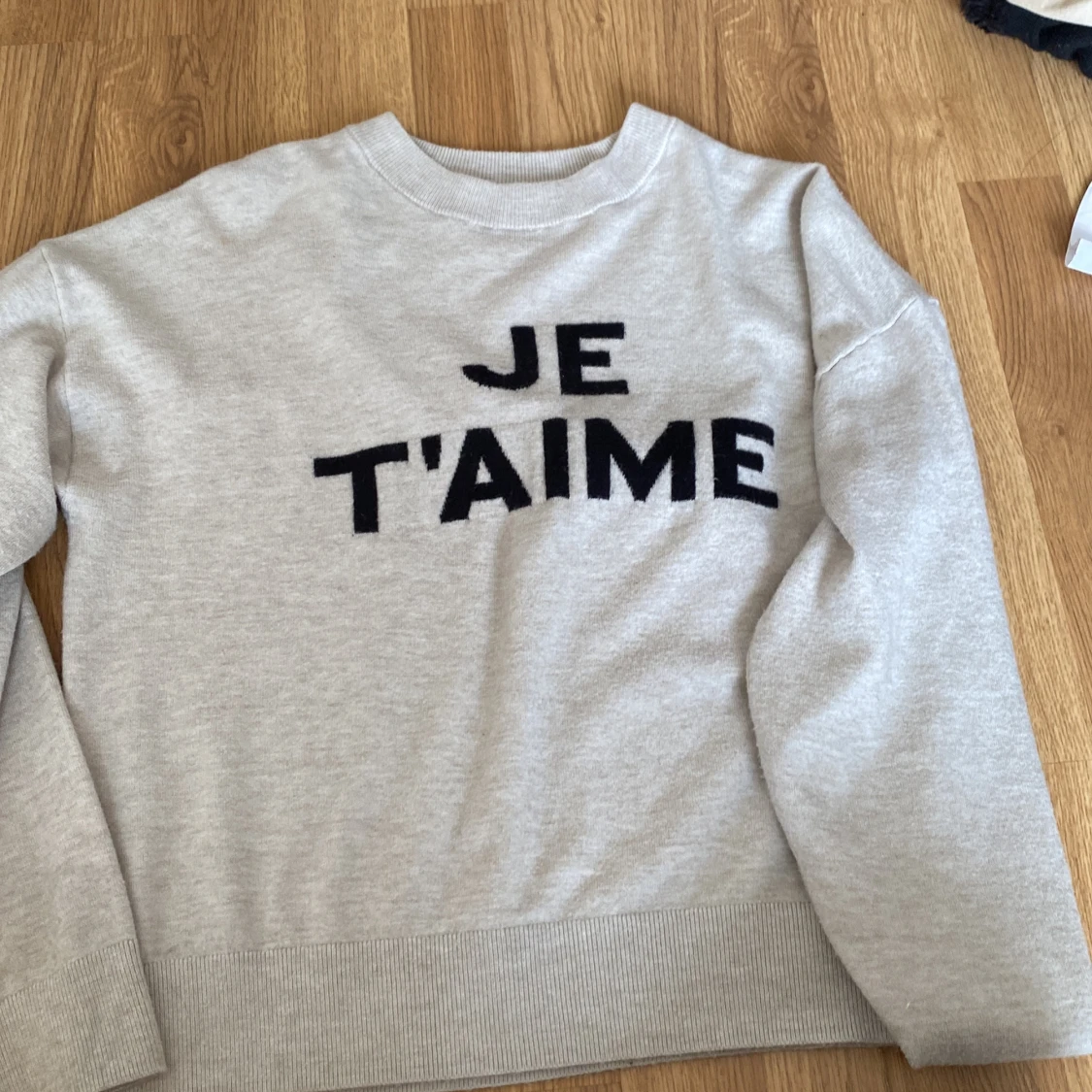 Knitted sweater - 90