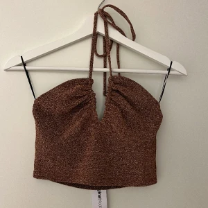 Glittrig topp - Helt oanvänd, nypris 199kr💕