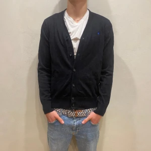 Kofta G-Star  - Hej! Säljer nu min kofta från märket G-Star, Storlek M fint skick. Tveka inte på att höra av dig om du har frågor eller funderingar kring varan! 