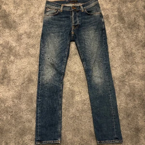 Nudie slim jeans - Tja, säljer nu mina nudie slim jeans i storlek W29 L30 hör av er för fler bilder eller frågor!