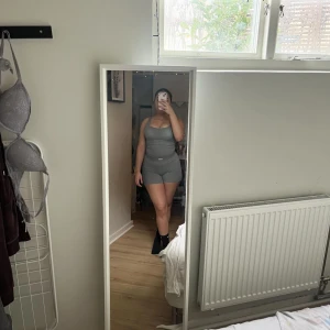 Skims sett - Aldrig användt skims sett med prislapp