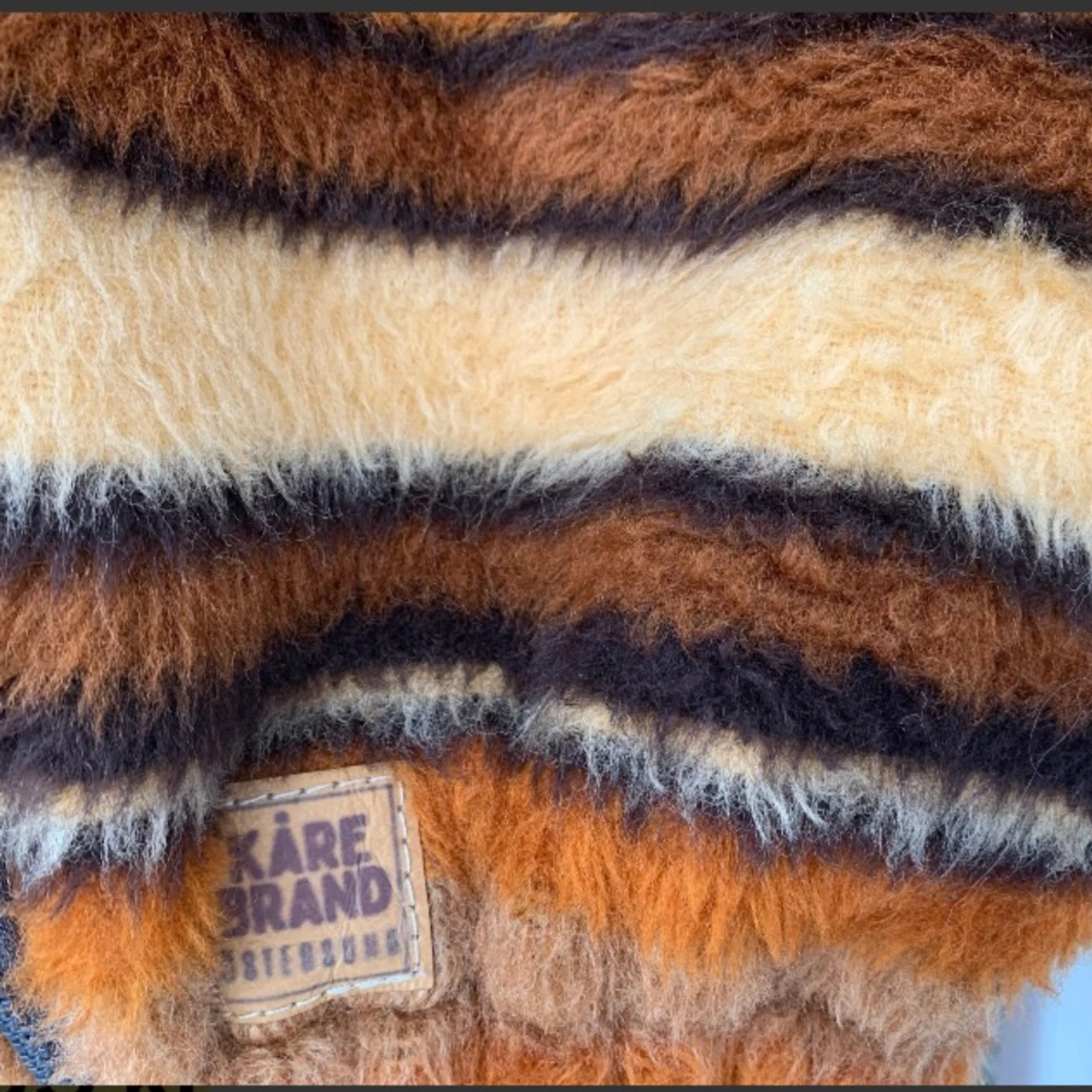 Jacka omsydd av överkast - 91