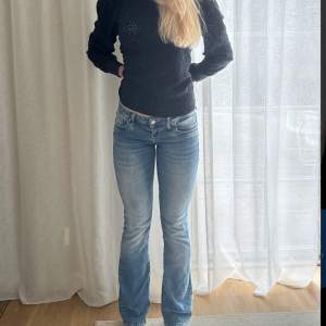 LTB jeans ”Valerie” Low waist, boot cut. Stl 26/32. Ord pris 799kr, mitt pris 399kr