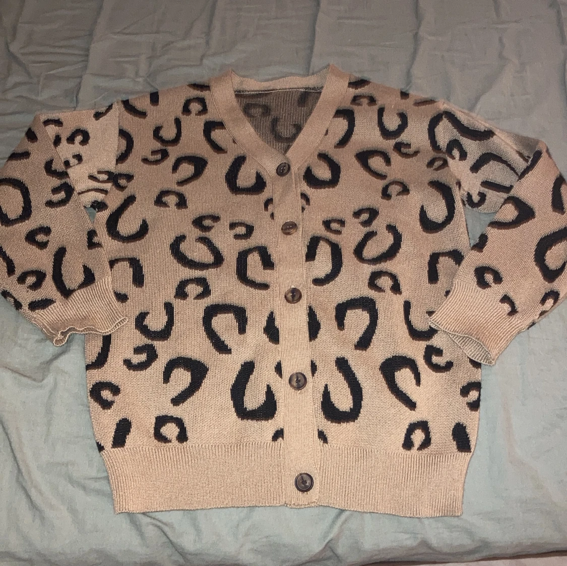 Fin tröja passande för 9 åringar.