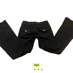 Liknande true religion - Lågmidjade true religion liknande jeans, ingen lapp på så vet inte vart dom är ifrån. Pris går att diskutera!