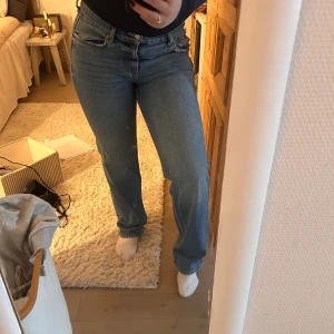 lågmidjade jeans - gina-jeans i bra skick, bara använt fåtal gånger