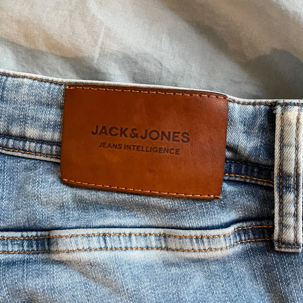 Jack & Jones Jeans Glenn Slim Storlek 31/32, Mycket sköna och sitter jättebra. Kostade 1000kr nypris. . Jeans & Byxor.