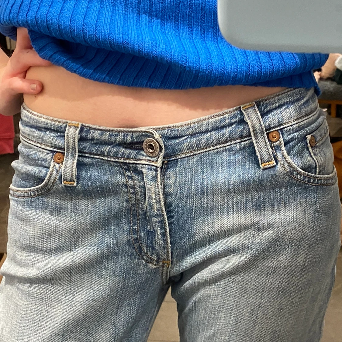 snygga vintage lågmidjade bootcut jeans - 92