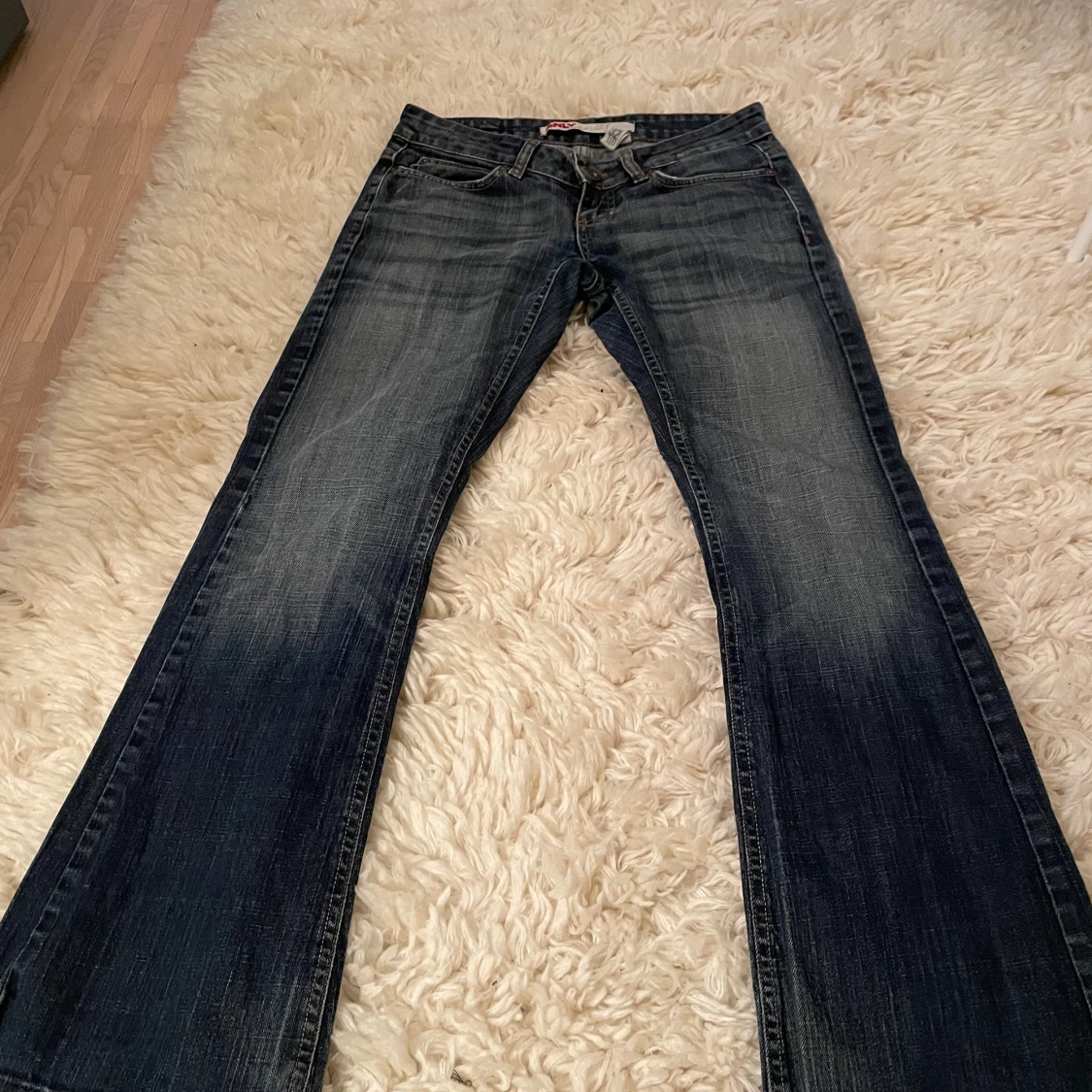 Lågmidjade bootcut jeans  - 90