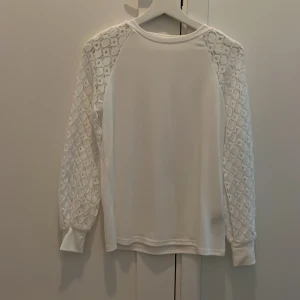 Ny tröja storlek xs  - Ny aldrig använd 