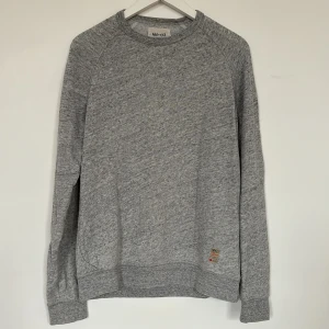 NN07 tröja grå - Grå tröja från NN07, storlek S i mycket gott skick. 