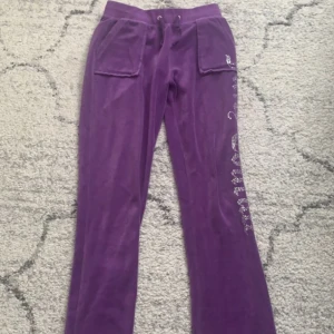 juicy couture - säljer nu mina vintage lila juicys för dem kommer ej t användning! 💰😜