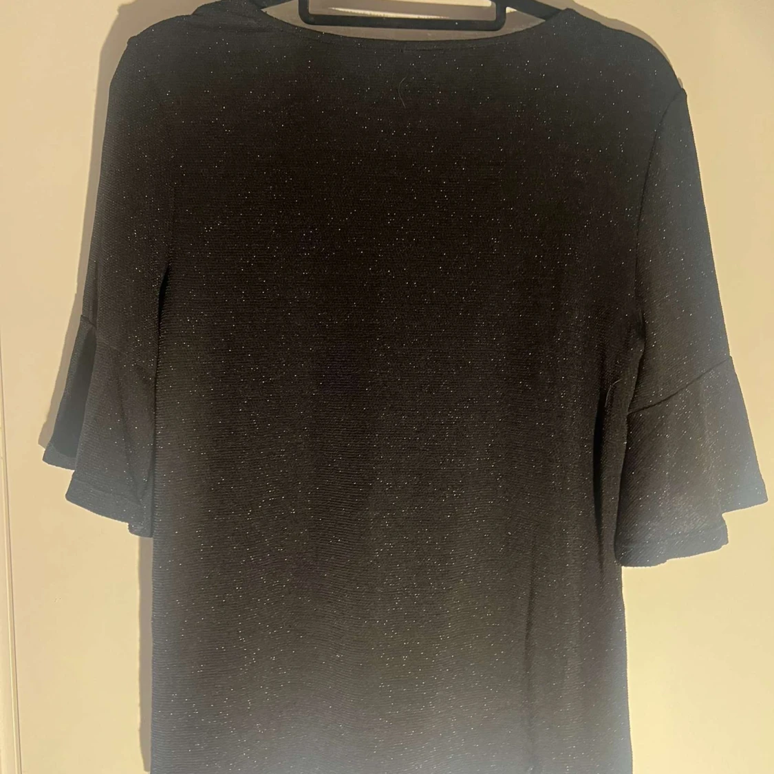 glittrig svart blus - 91