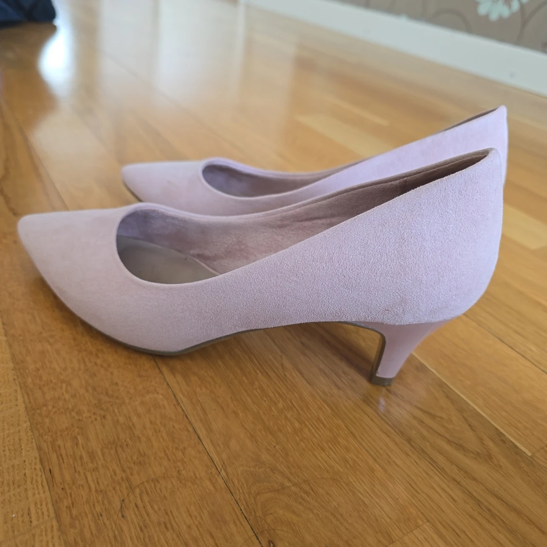 Ljusrosa Tamaris skor