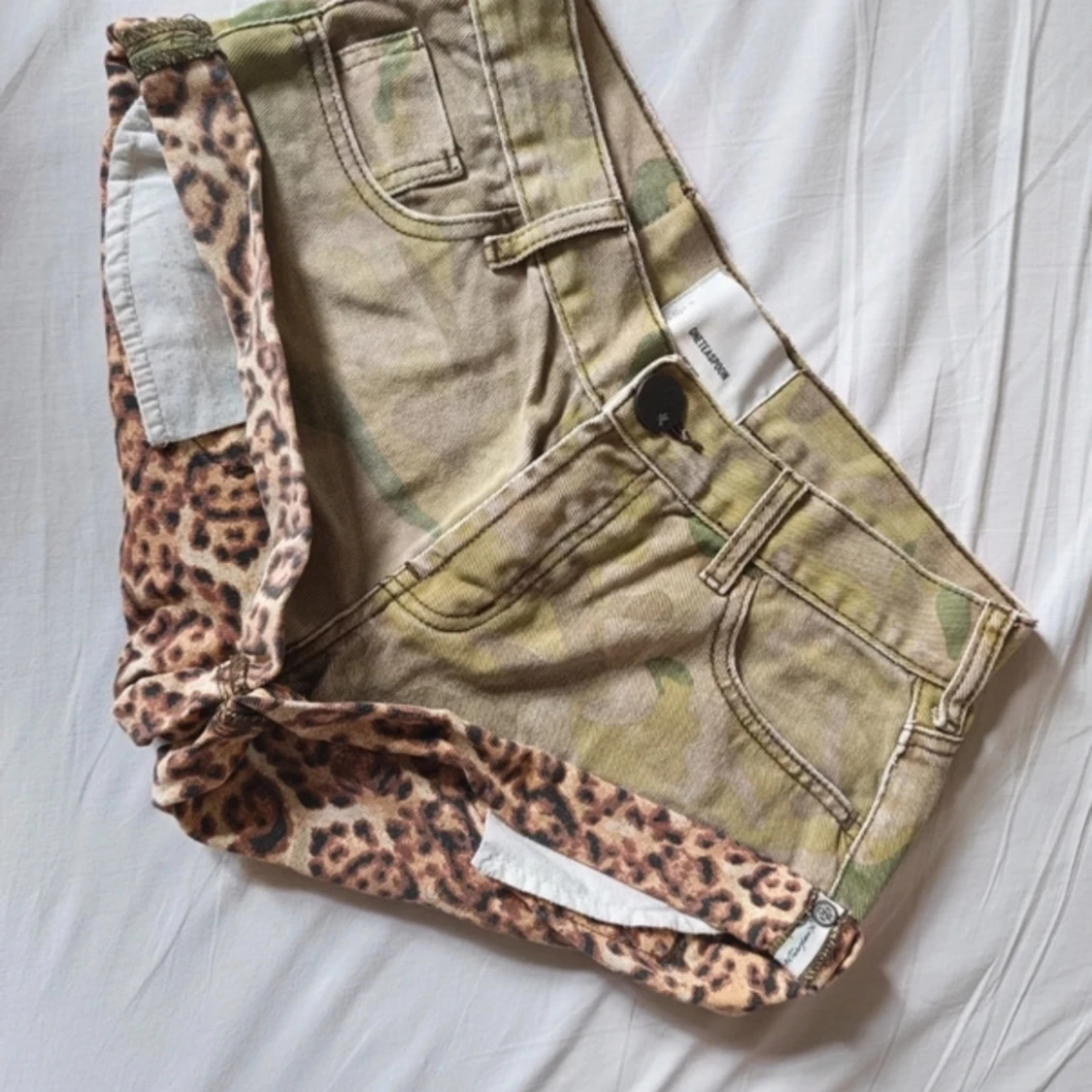 Oneteaspoon gröna leopard shorts  - 90