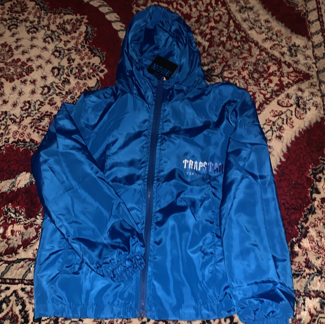 Trapstar regnjacka ny, XS.