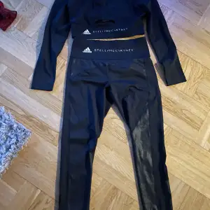 Stella McCartney och Adidas collab träningsset. Väldigt fint