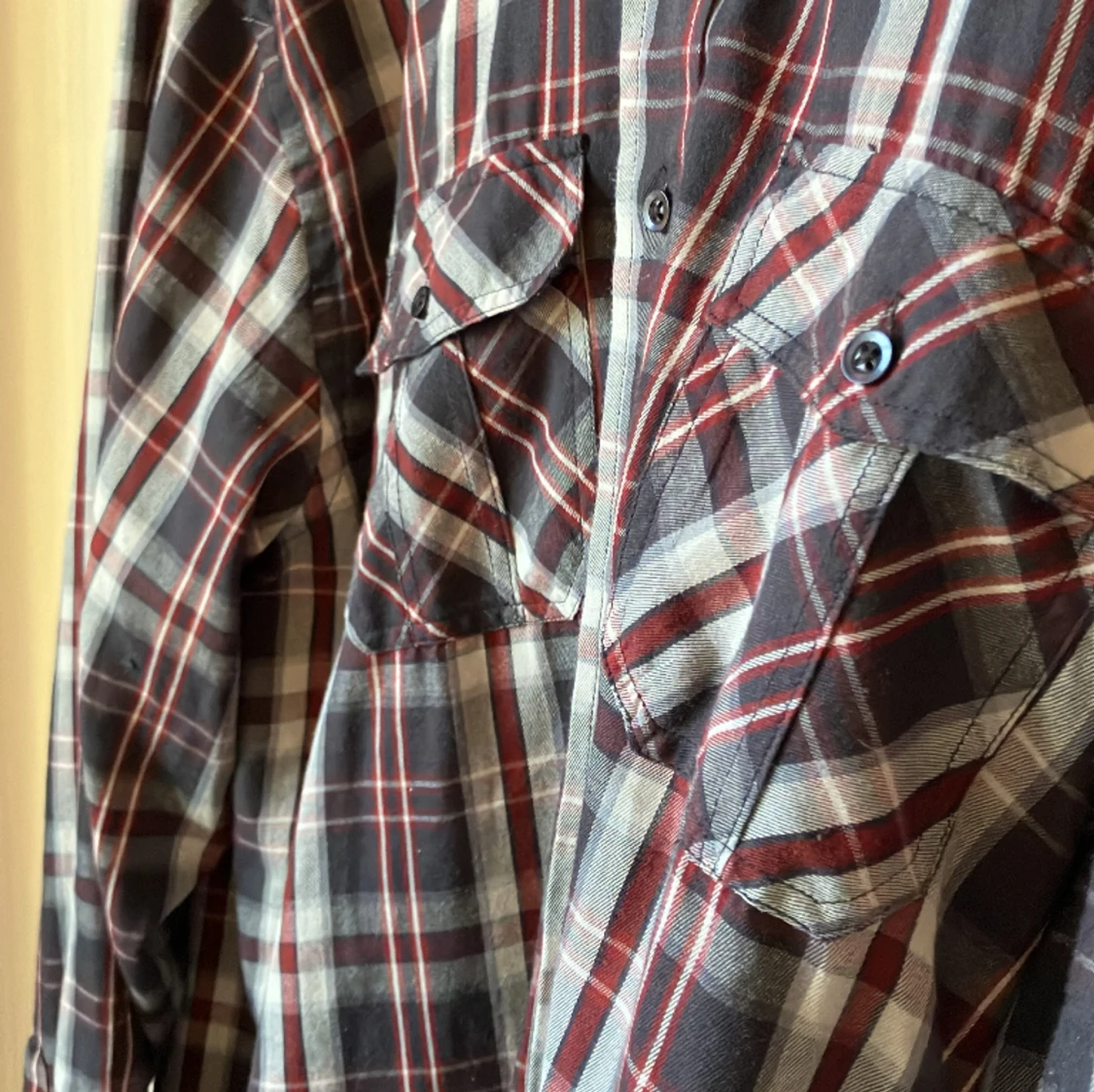 Rutigfärgad skjorta  - 90