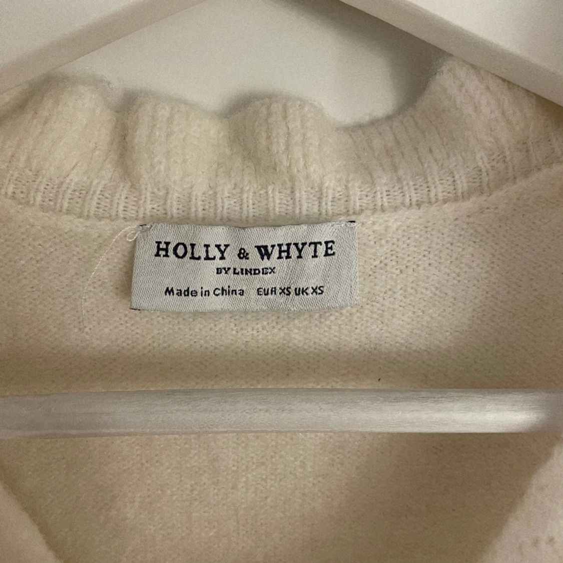 Stickad beige t-shirt💕 - 90