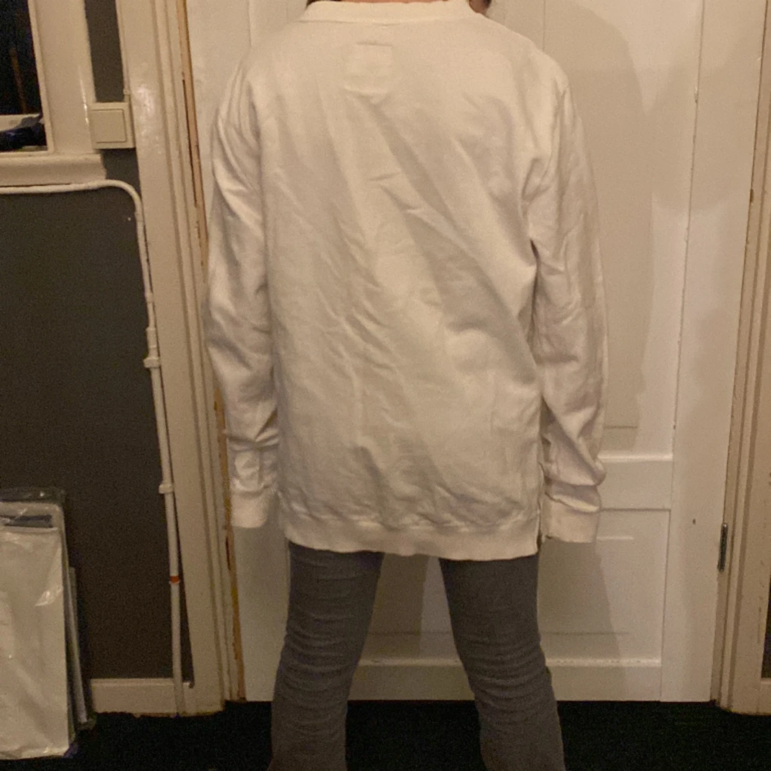 Vit tröja med dragkedja  - 90