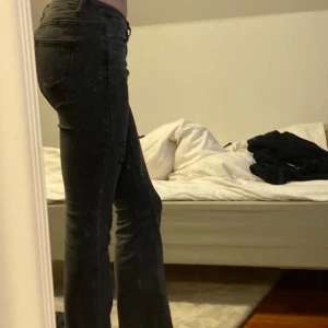 Lågmidjade bootcut jeans - Storlek xs Använda fåtal gånger 