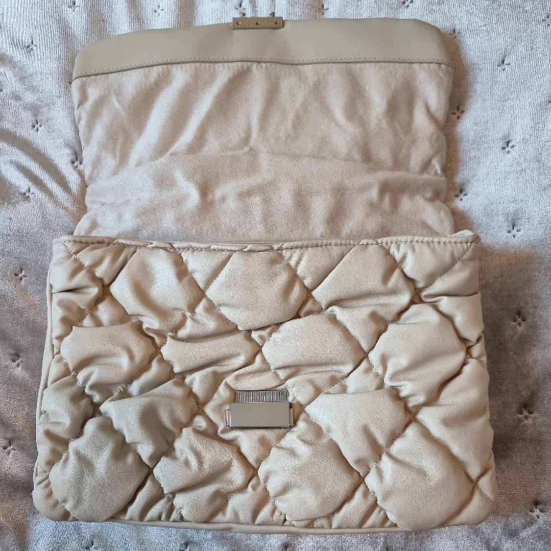 H&m väska med kedja - 91