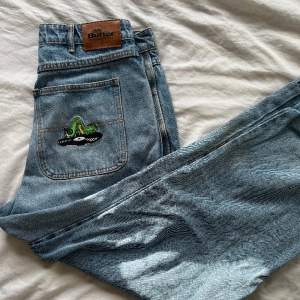 Säljer dessa snygga butter jeans i perfekt skick | Storlek 30 | bara att skriva vid minsta fundering!