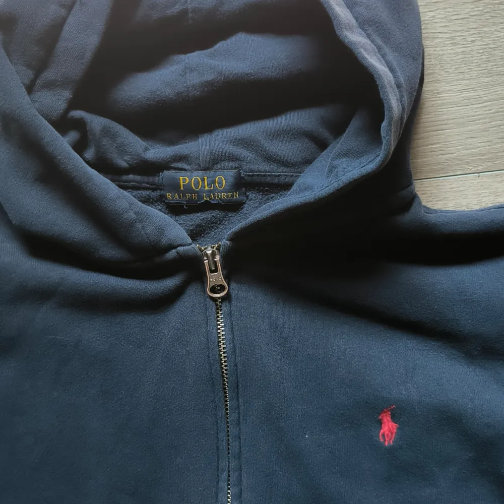 Ralph Lauren full zip. Skick 8/10. Storlek : S. . Tröjor & Koftor.