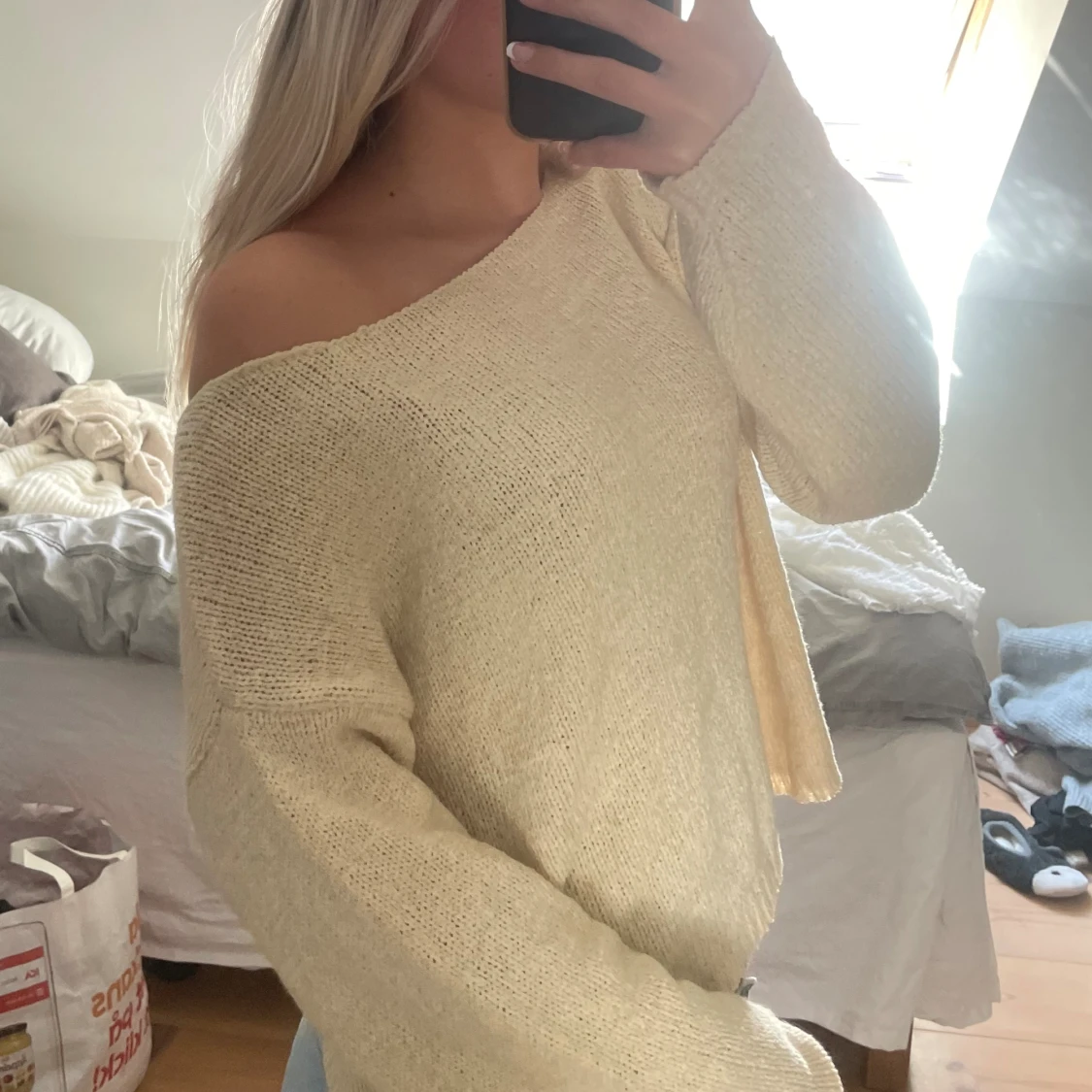 Beige stickad tröja - 90