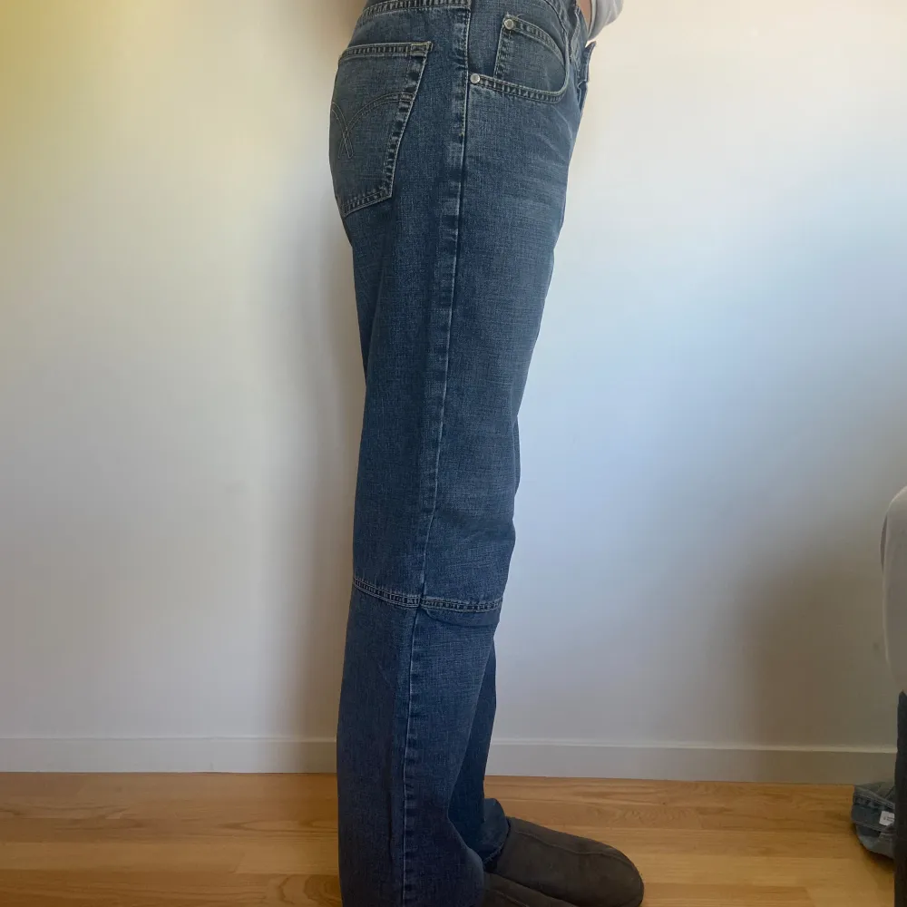 Skit snygga jeans som är lågmidjade och sitter fint. W32 L32. Jeans & Byxor.