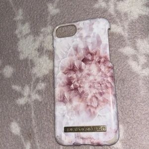 Mobilskal - Mobilskal från ideal of sweden, till iphone 7/8