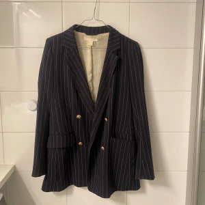 Blazer/kavaj - Superfin blazer som ej kommer till användning längre🥰