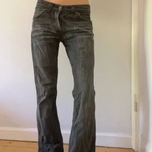 Lee jeans - Fina jeans från Lee😍är 175 cm lång!
