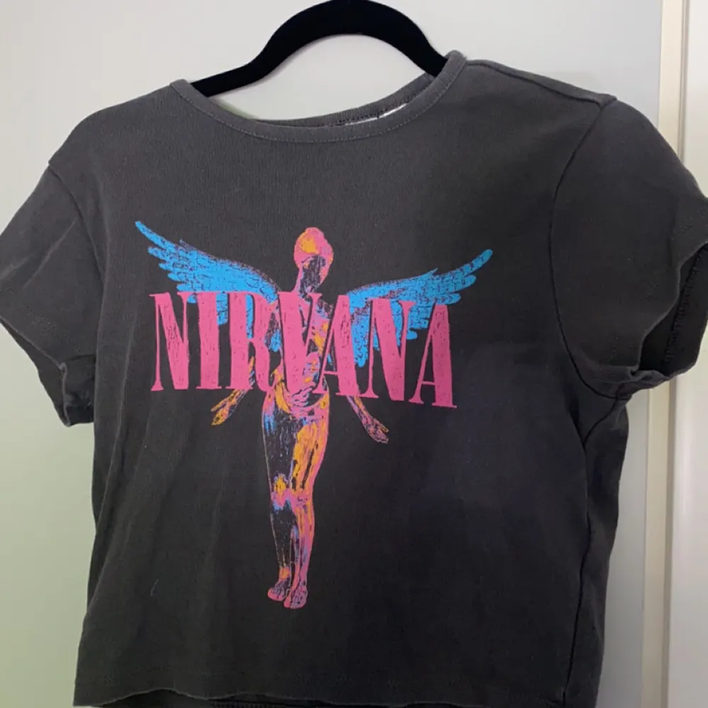Xxs/xs nirvana tröja yk2. T-shirts.