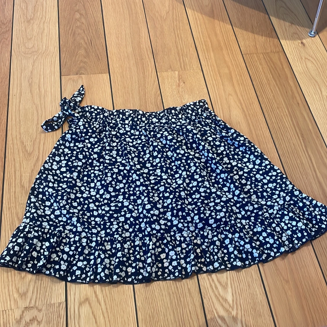 Mörklblå kjol - 90