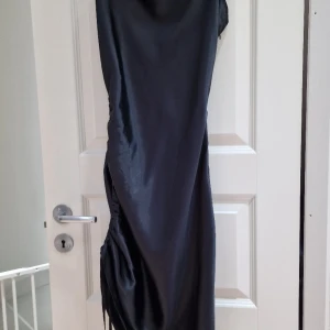 Klänning  - Ny oanvänd 