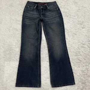 Lågmidjade jeans - Säljer pga brist på användning🫶 