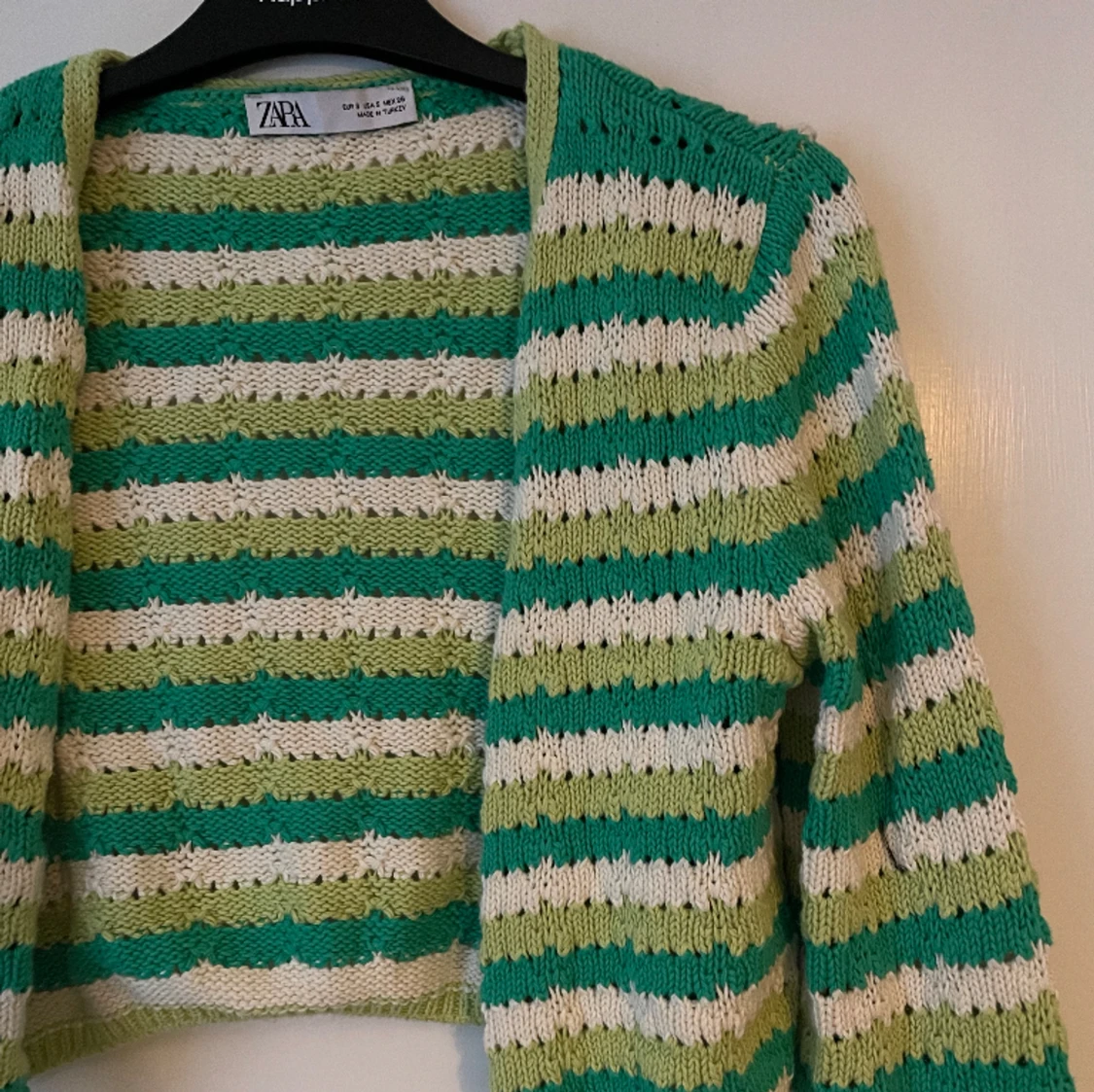 Stickad kofta från Zara