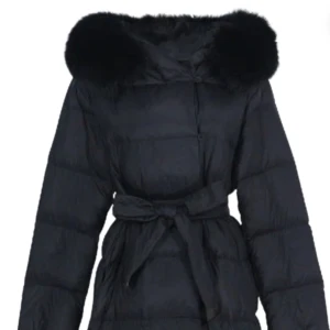 Dun jacka (äkta päls)  - Dun jacka använd fåtal gånger. Köpt på FURStocholm för 2799 kr. Storlek s/xs. 