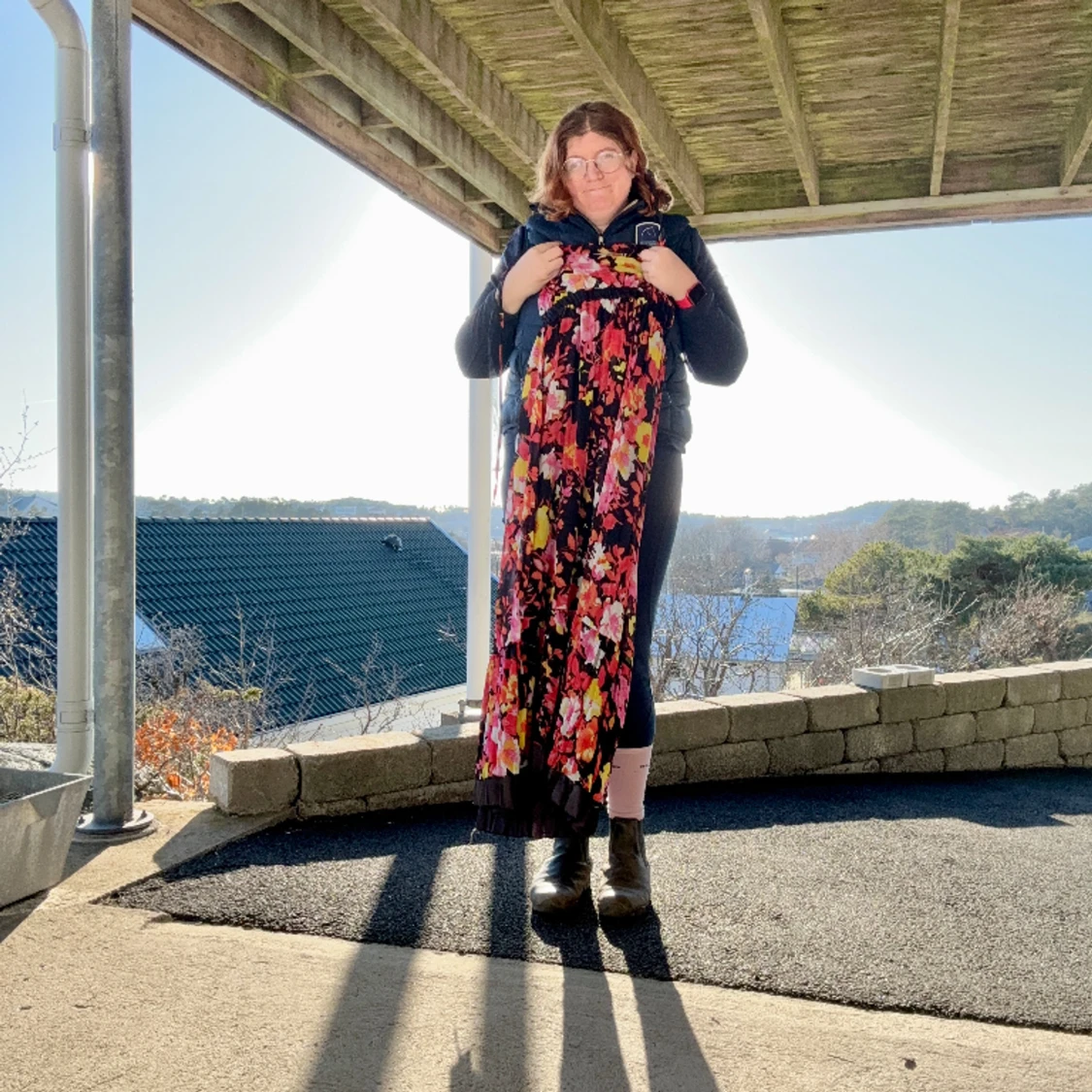 Färgglad blommig sommarklänning  - 90