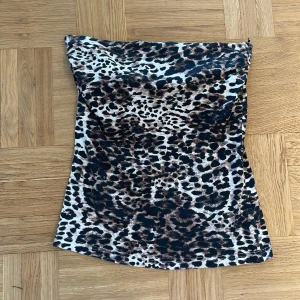 Tubtopp - Tub topp i leopard mönster