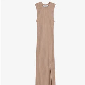 Klänning från Bershka - Helt nya. Med pris lap 