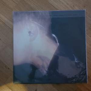 Fet platta av yung lean. Vinylen är färgad blå.