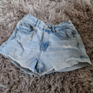 Shorts  - Från Zara. Använt många gånger. Så fina och sköna.