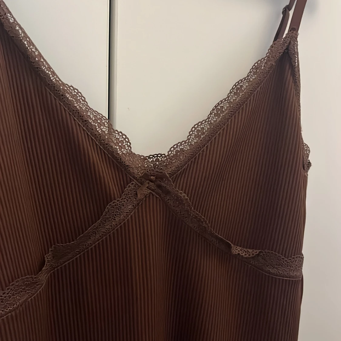 Klänning med spets - 90