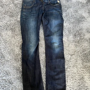 Replay jeans - Riktigt sköna replay jeans som e nyskick skriv om ni har några funderingar!