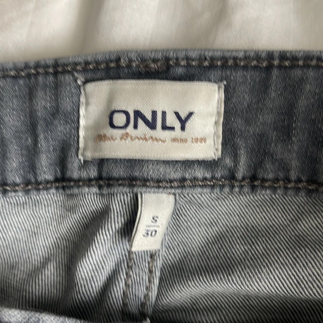 Gråa bootcut jeans ifrån Only!🩶 - 90